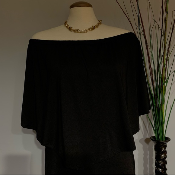 Plain black dress - Picture 4 of 4